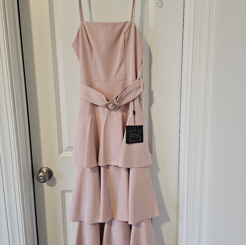 Ieena for MacDuggal BELTED TIERED RUFFLE SLEEVELESS MIDI DRESS